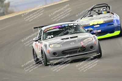 media/Jan-26-2025-CalClub SCCA (Sun) [[cfcea7df88]]/Group 5/Race/